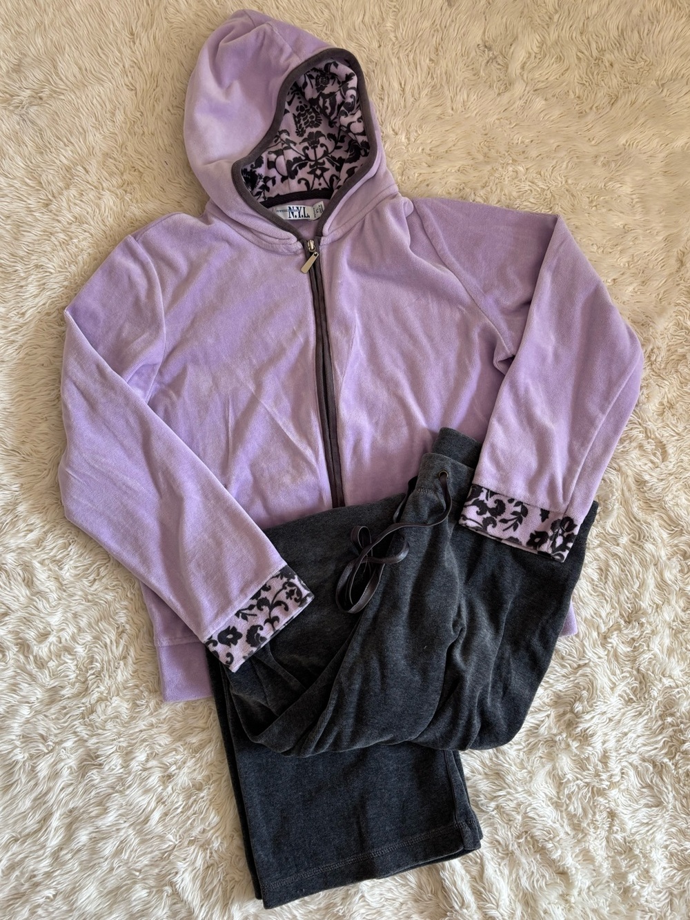 New York Laundry Lavender Hooded Zip Hoodie With Matching Gray Pants